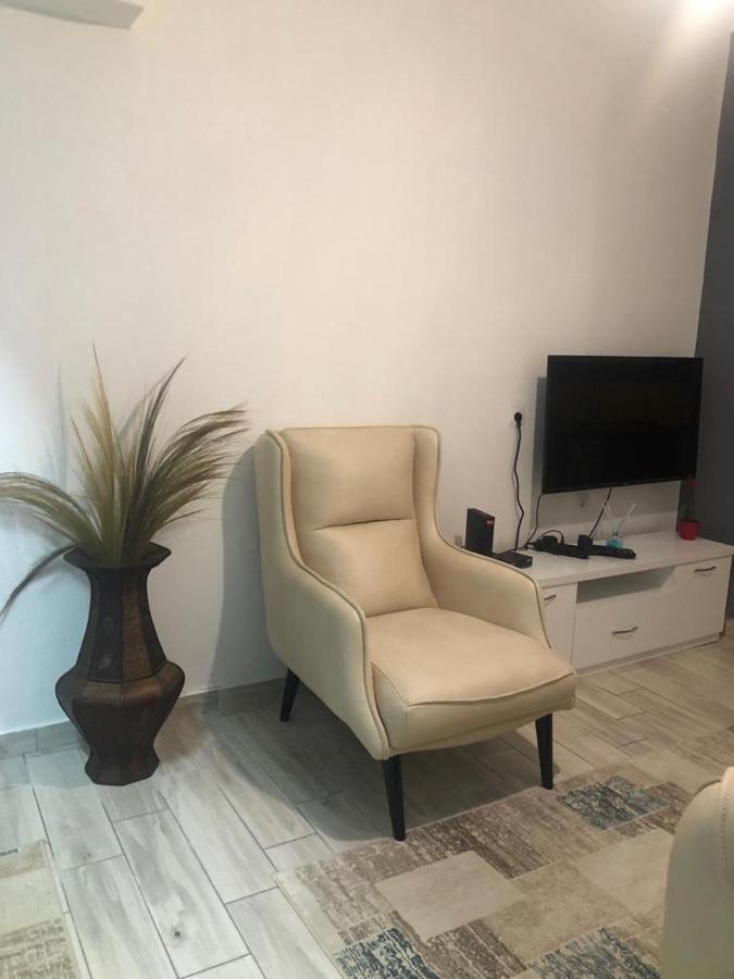 Home Center Korce Ngoại thất bức ảnh